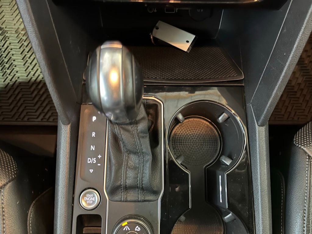 Used 2019 Volkswagen Atlas SEL Premium image 15