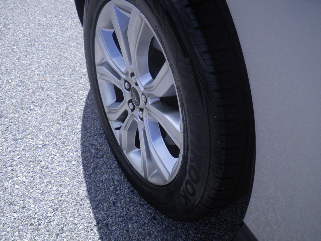 Certified 2024 Ford Edge Titanium image 9