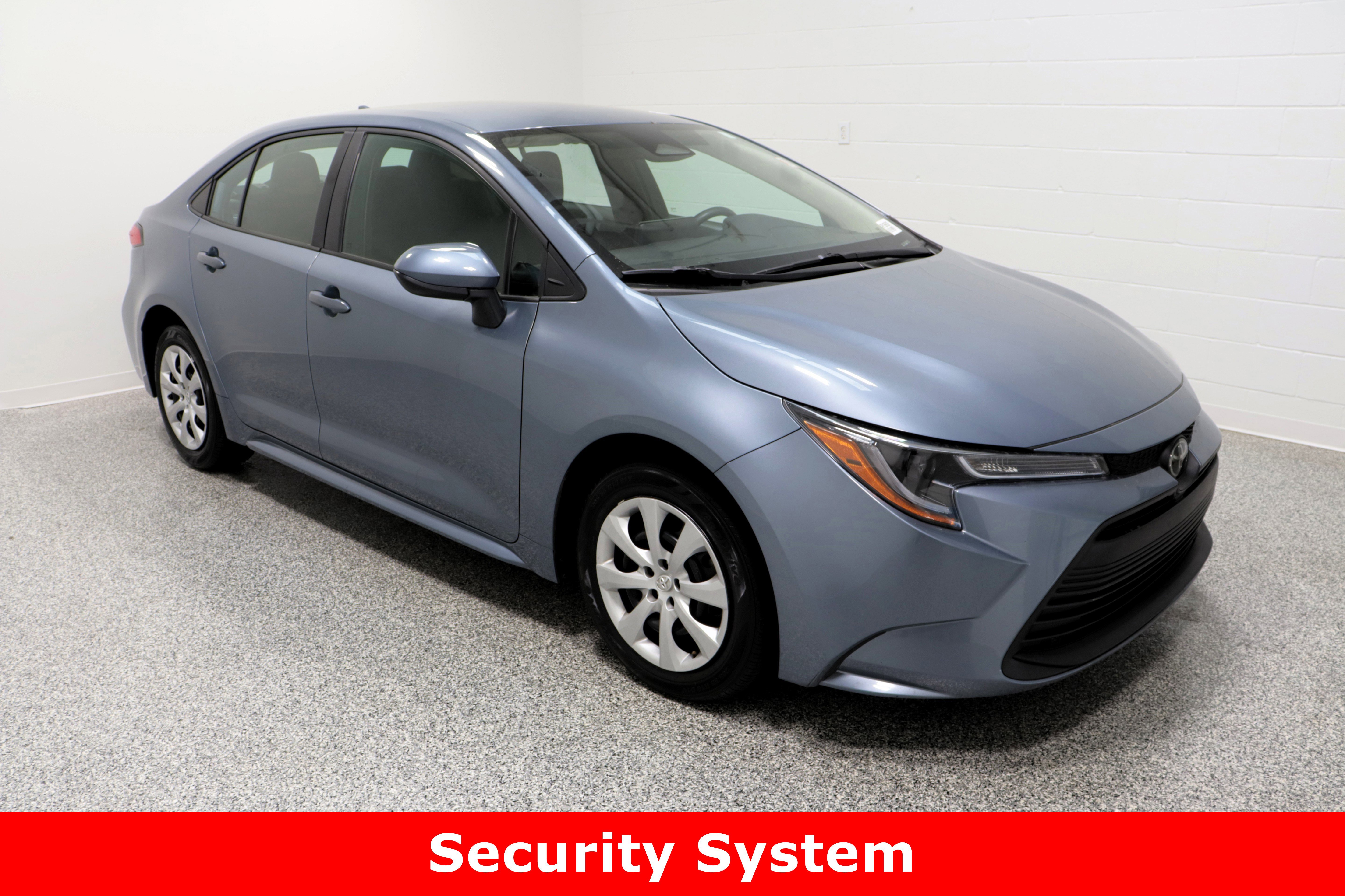 Used 2024 Toyota Corolla LE image 4