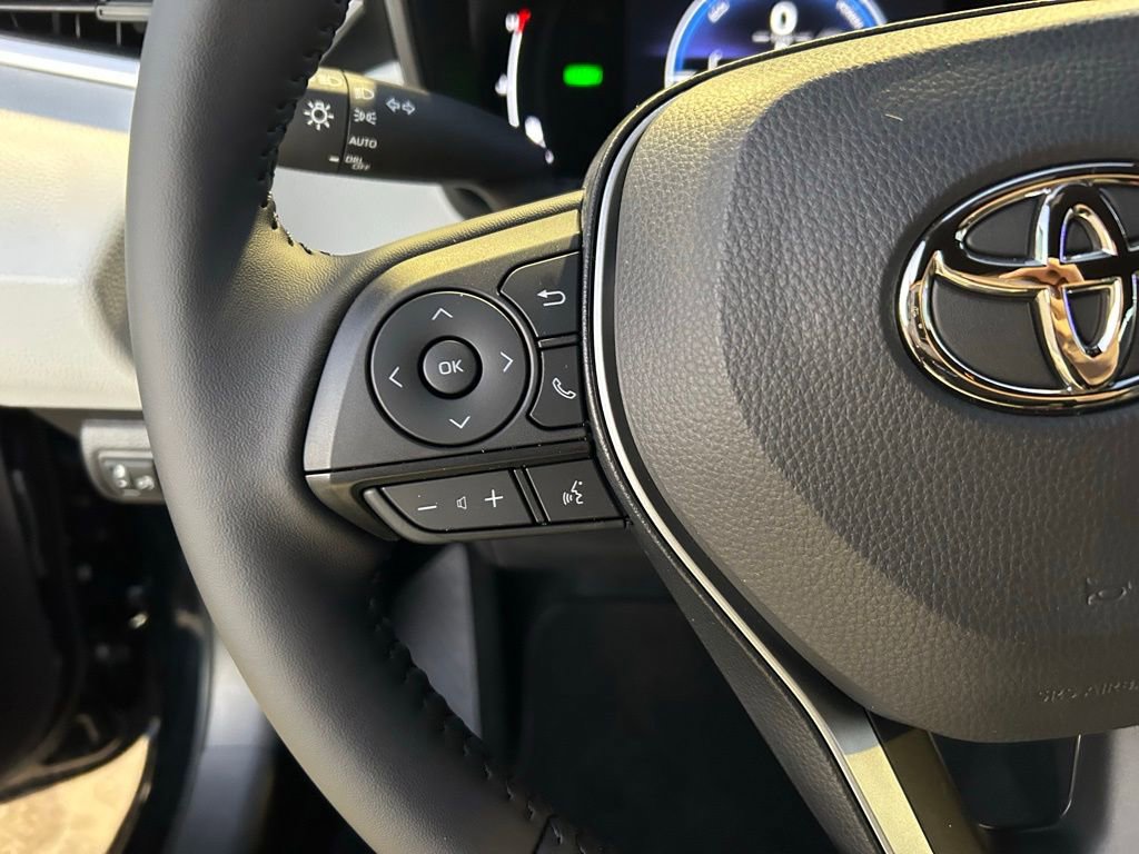 Used 2026 Toyota Corolla Hybrid Sedan image 19
