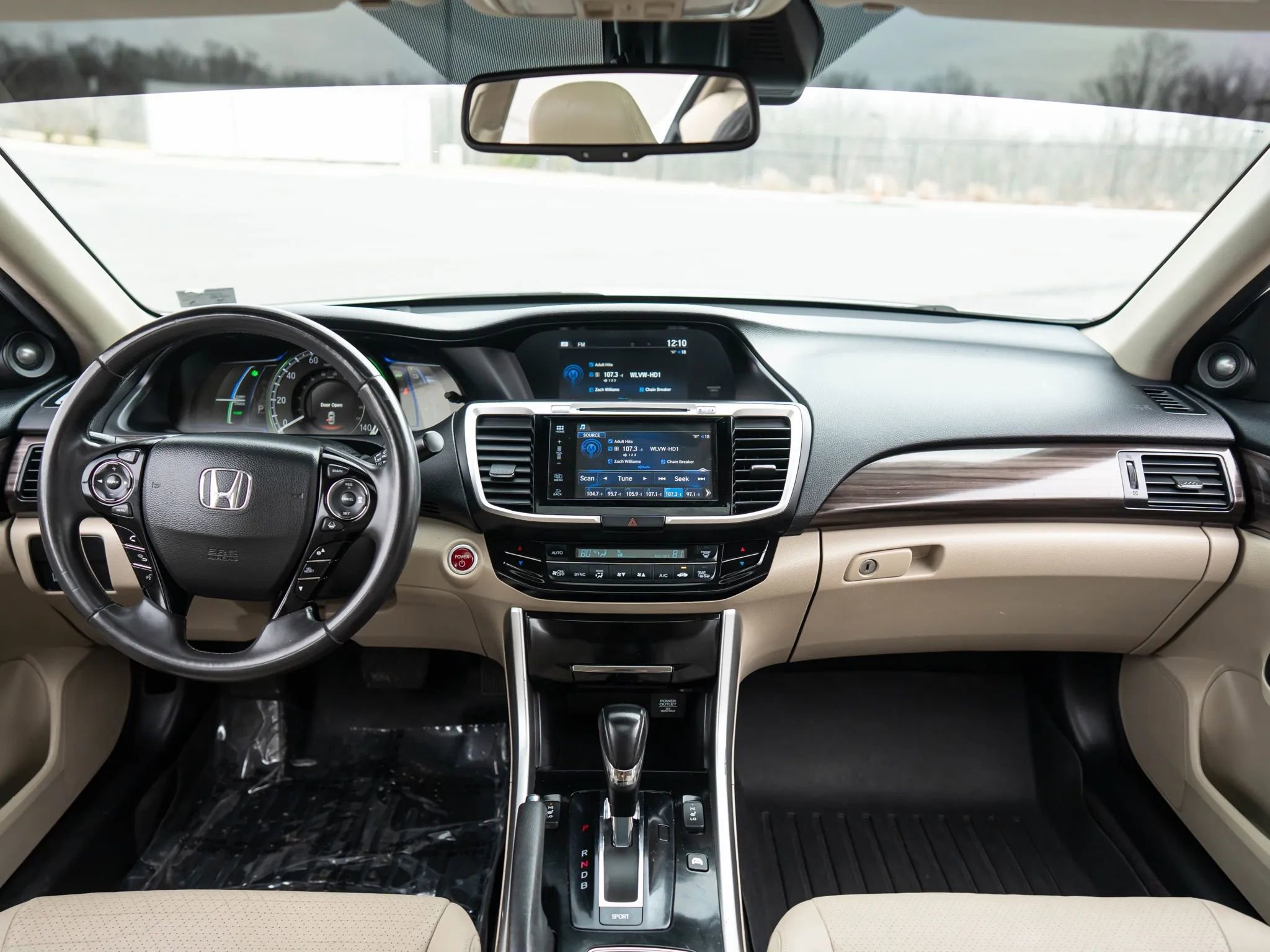 Used 2017 Honda Accord EX-L image 22