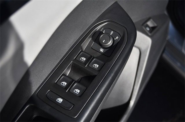 Certified 2023 Volkswagen Taos SE image 8