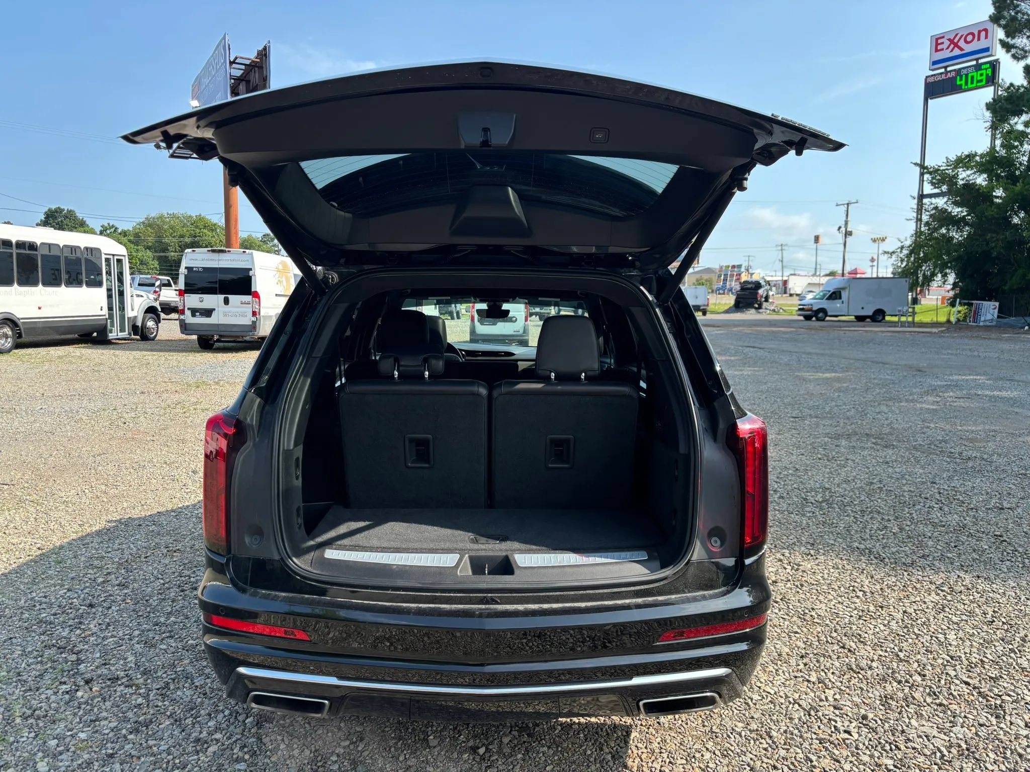 Used 2020 Cadillac XT6 Premium Luxury w/ Platinum Package FWD image 15