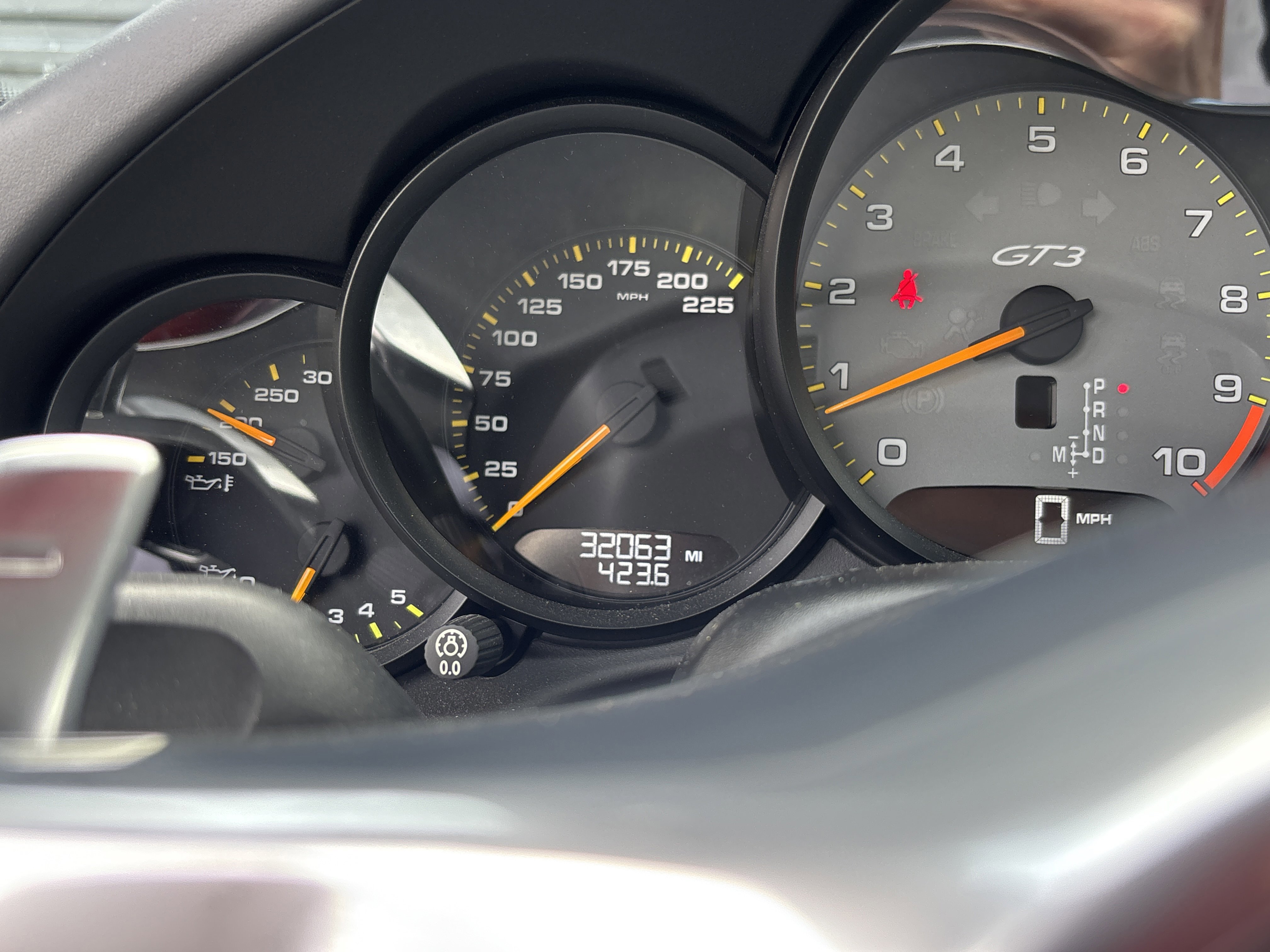 Used 2015 Porsche 911 GT3 RWD image 17