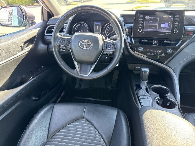 Used 2023 Toyota Camry SE FWD image 10