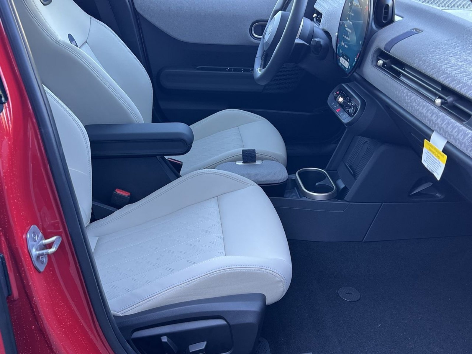 Certified 2025 MINI Cooper S image 26