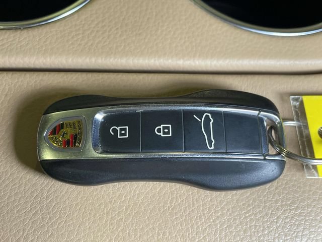 Certified 2021 Porsche Panamera 4 AWD/4WD image 50
