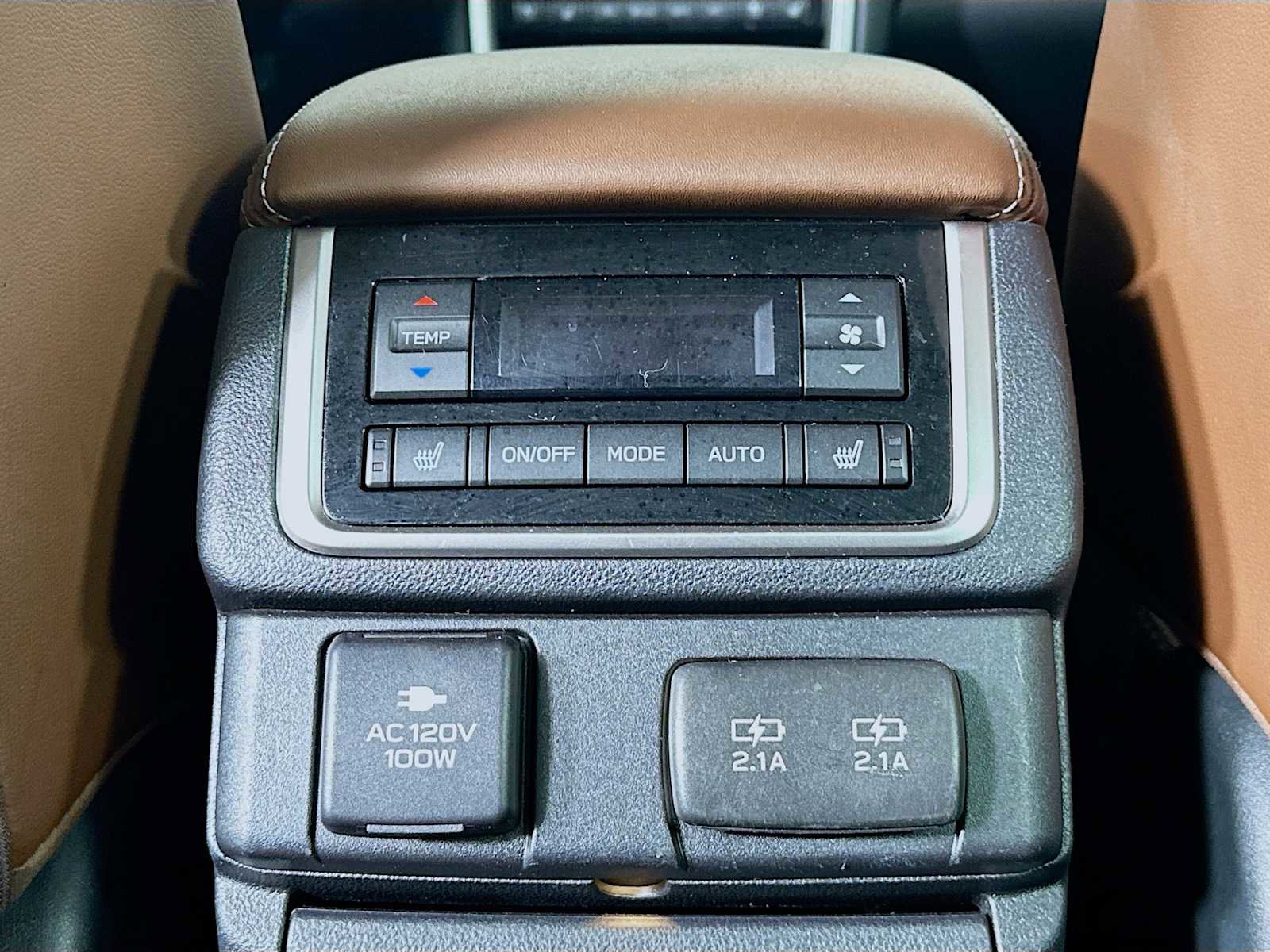 Used 2020 Subaru Ascent Touring w/ Popular Package #2A image 24