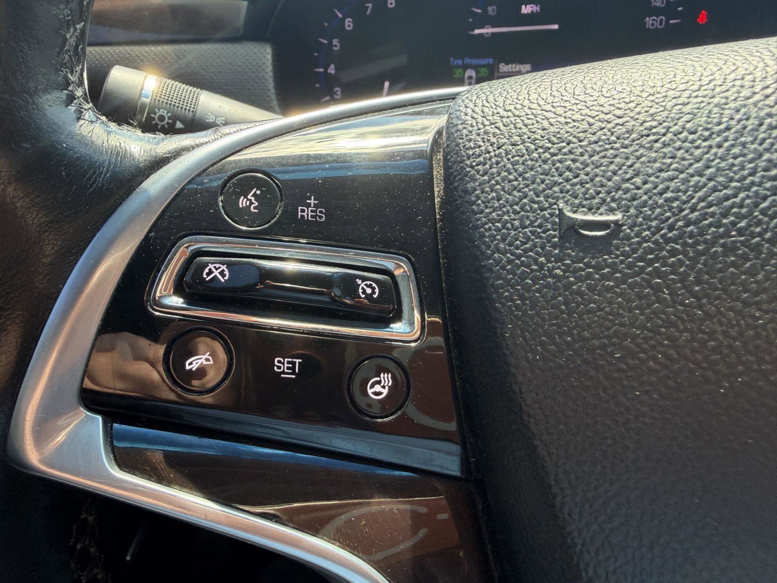 Used 2015 Cadillac XTS Luxury FWD image 19
