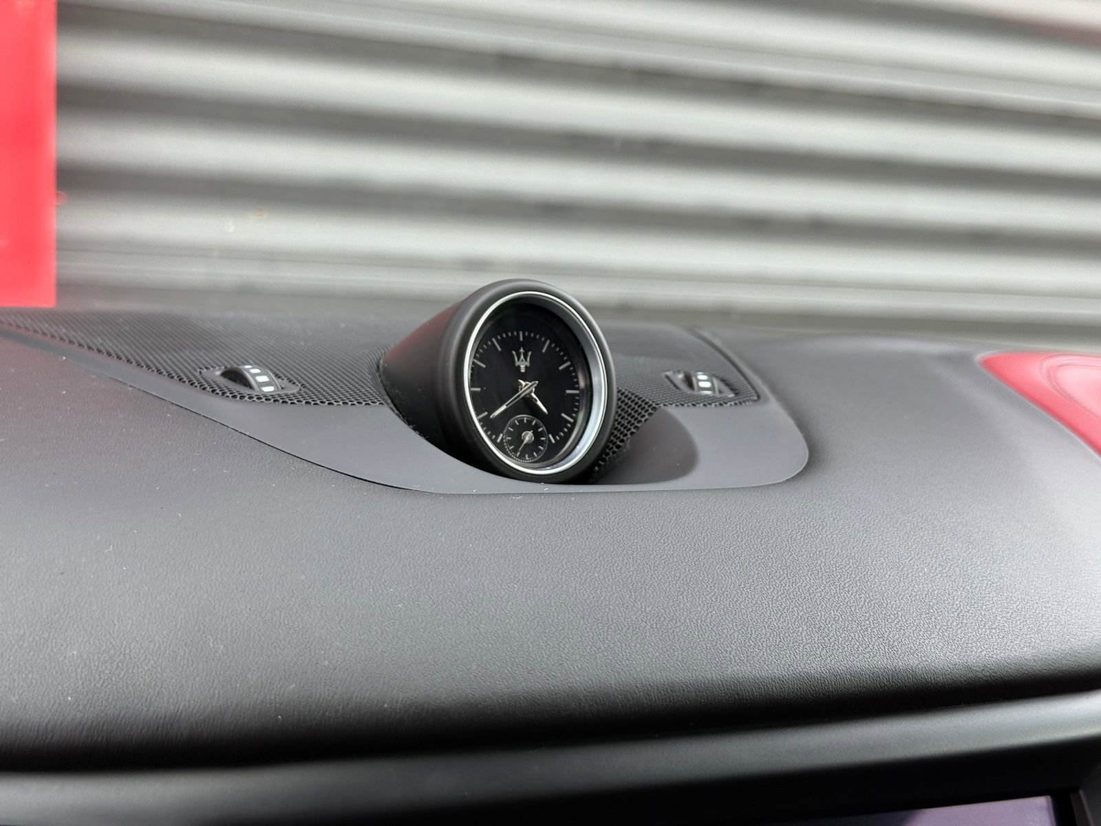 Used 2019 Maserati Levante image 28