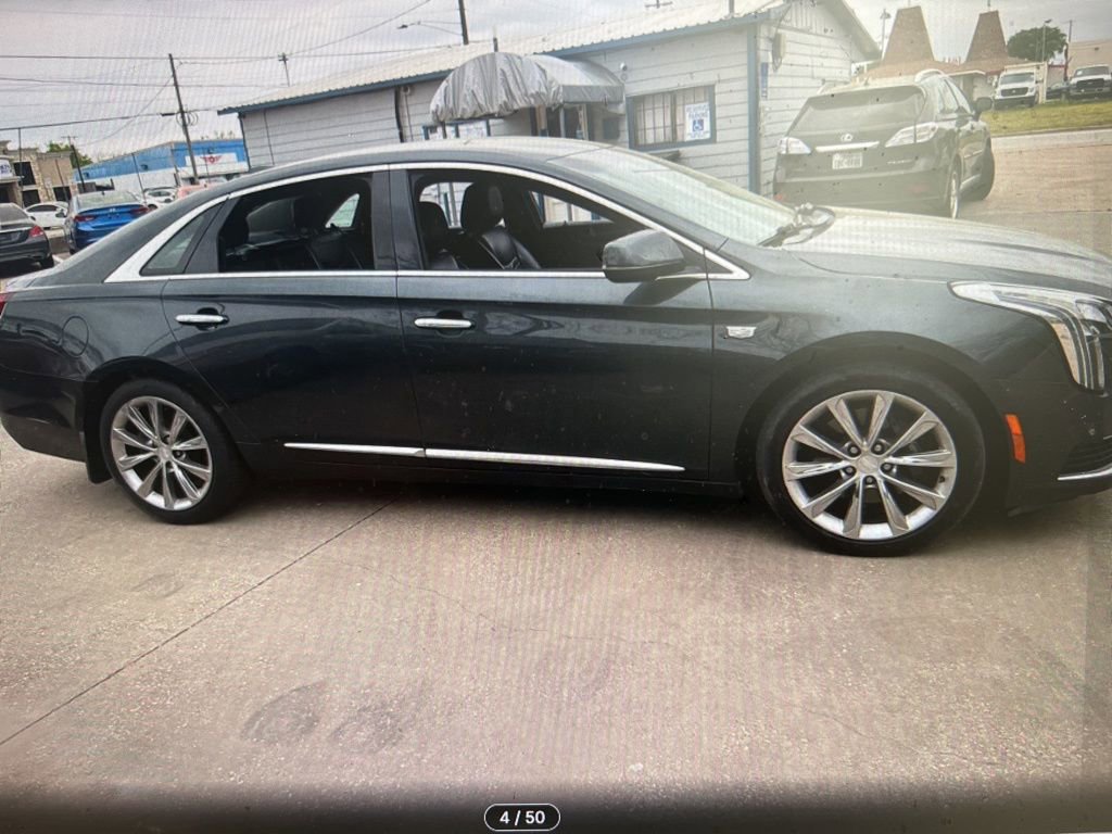 Used 2019 Cadillac XTS image 4