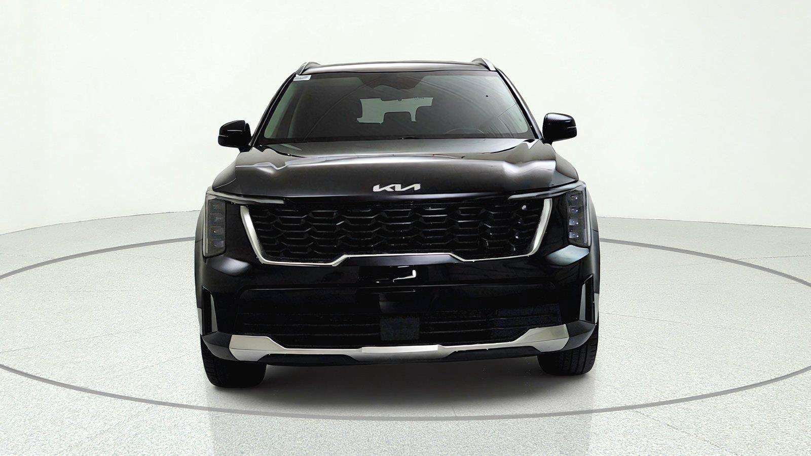 Used 2025 Kia Sorento S AWD/4WD image 3