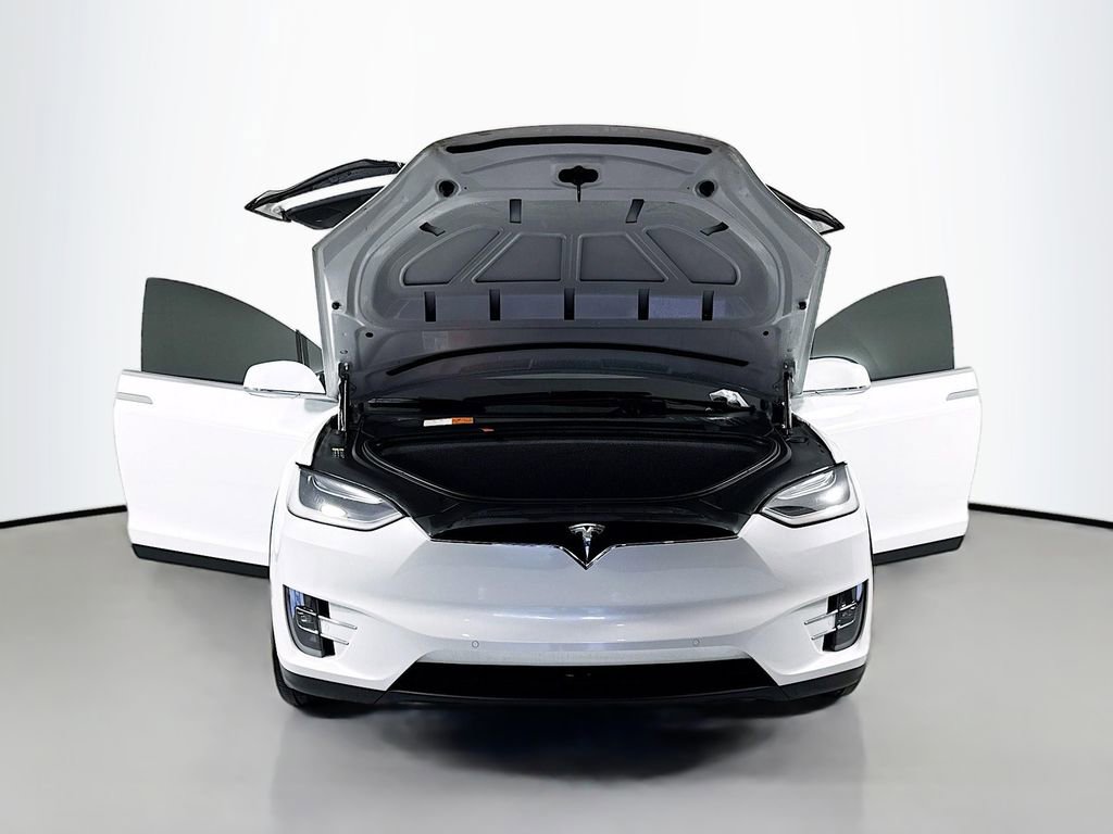 Used 2018 Tesla Model X P100D image 29