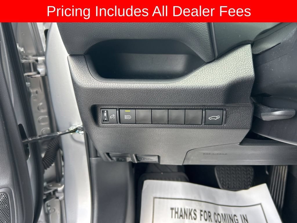 Used 2025 Toyota RAV4 XLE w/ Convenience Package FWD image 7