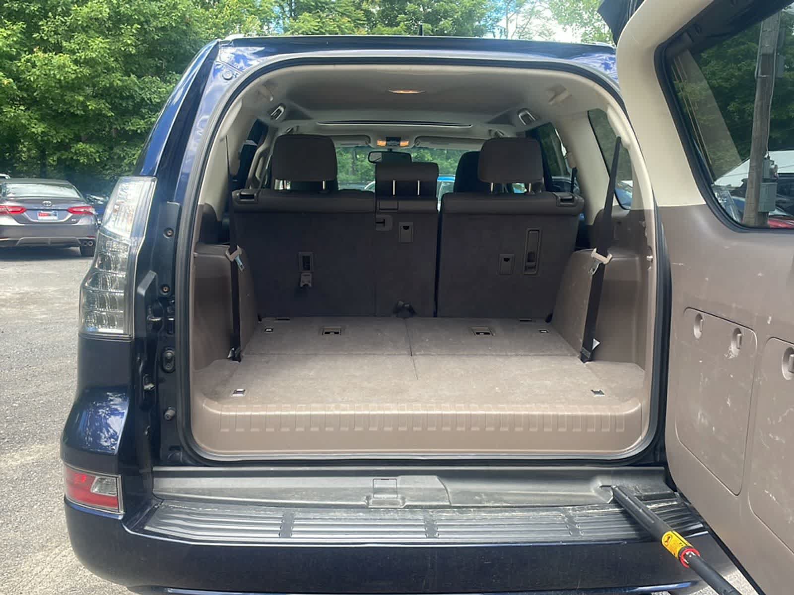 Used 2019 Lexus GX 460 AWD/4WD image 7