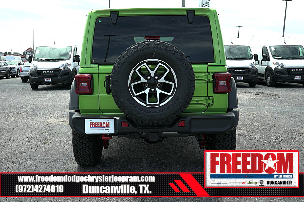 New 2025 Jeep Wrangler Unlimited Rubicon AWD/4WD image 4