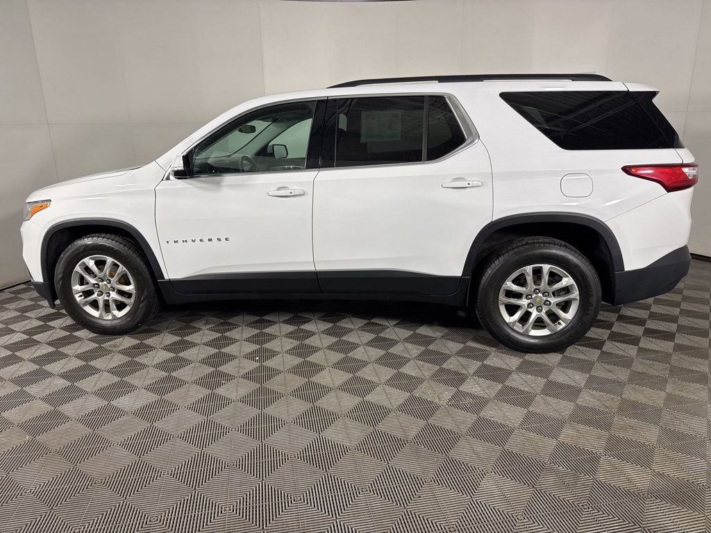 Used 2020 Chevrolet Traverse LT w/ Driver Confidence II Package image 6