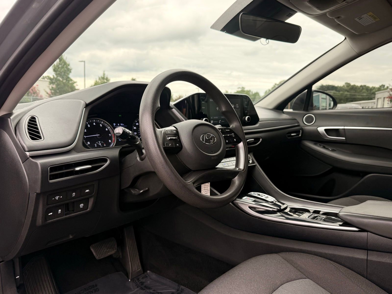 Used 2021 Hyundai Sonata SE image 12