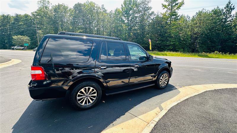 Used 2016 Ford Expedition XLT w/ Equipment Group 201A image 7