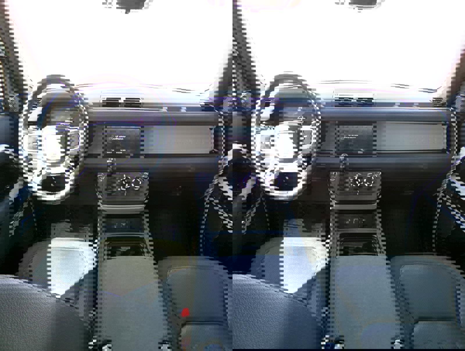 Used 2020 Land Rover Defender 110 SE image 6