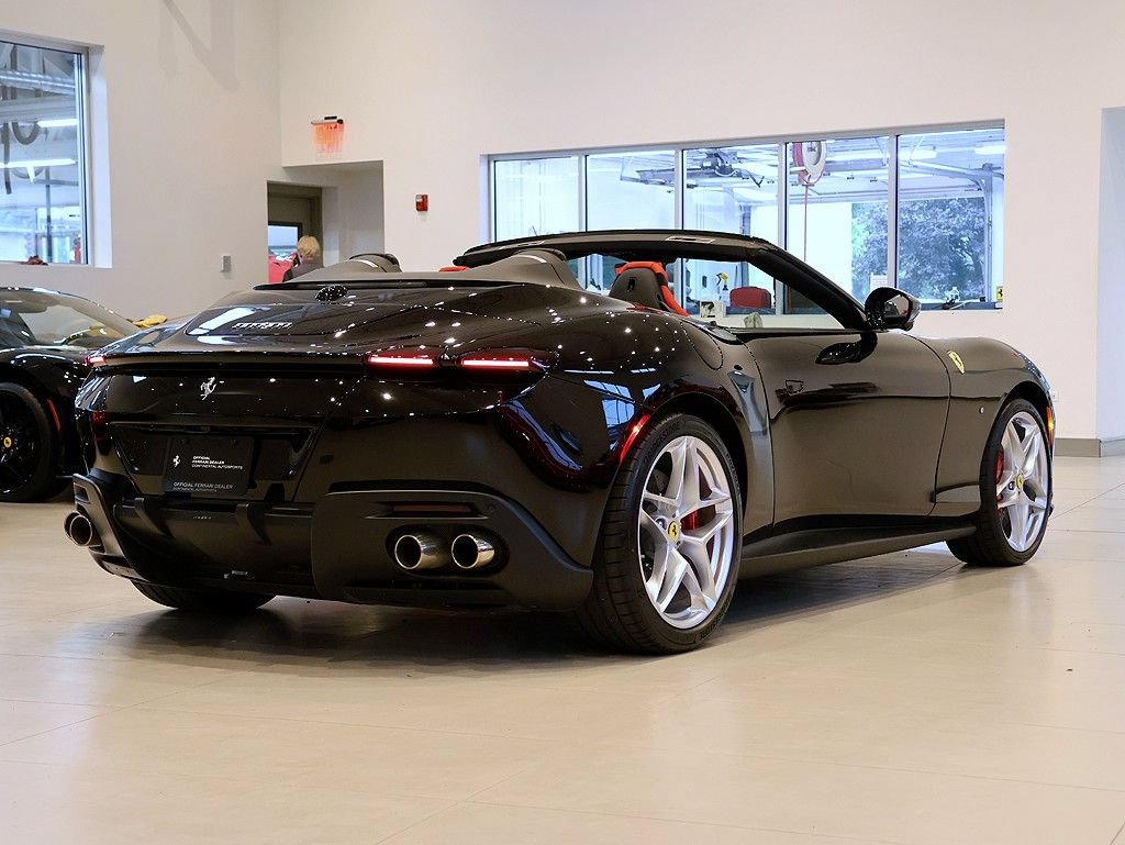 Certified 2025 Ferrari Roma Spider RWD image 73
