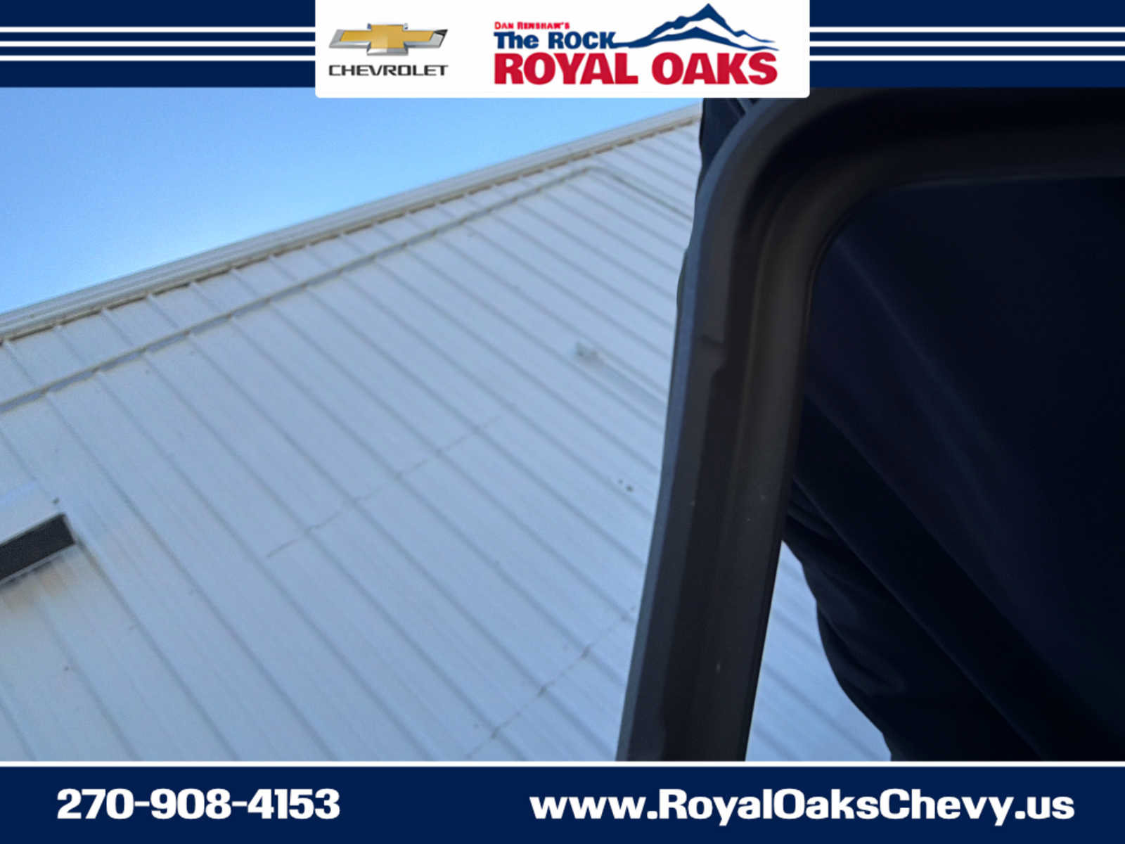 Used 2023 Chevrolet TrailBlazer RS w/ Sun and Liftgate Package FWD image 6