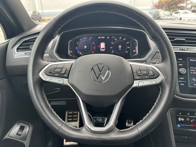 Certified 2023 Volkswagen Tiguan SEL R-Line AWD/4WD image 18