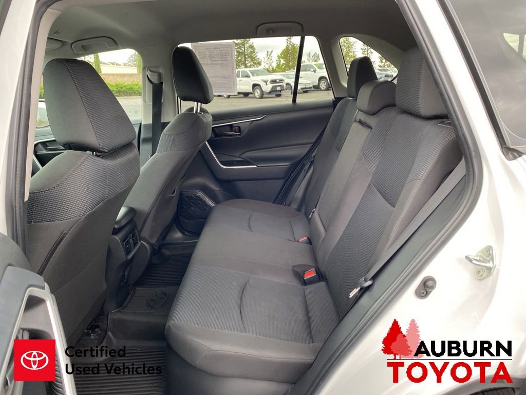 Certified 2024 Toyota RAV4 LE AWD/4WD image 23
