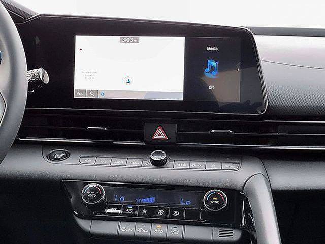 New 2026 Hyundai Elantra SEL FWD image 22