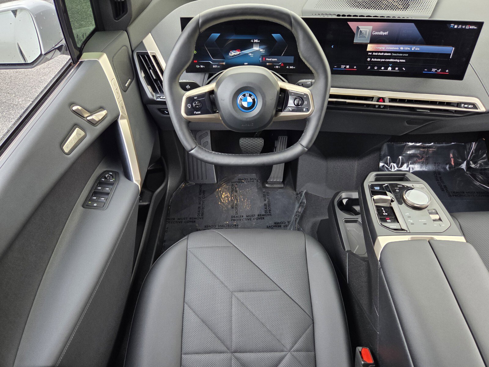 Used 2024 BMW iX xDrive50 w/ Premium Package image 12