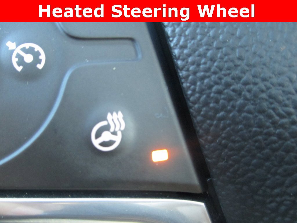 Used 2021 Chevrolet Traverse LT w/ LT Premium Package image 29