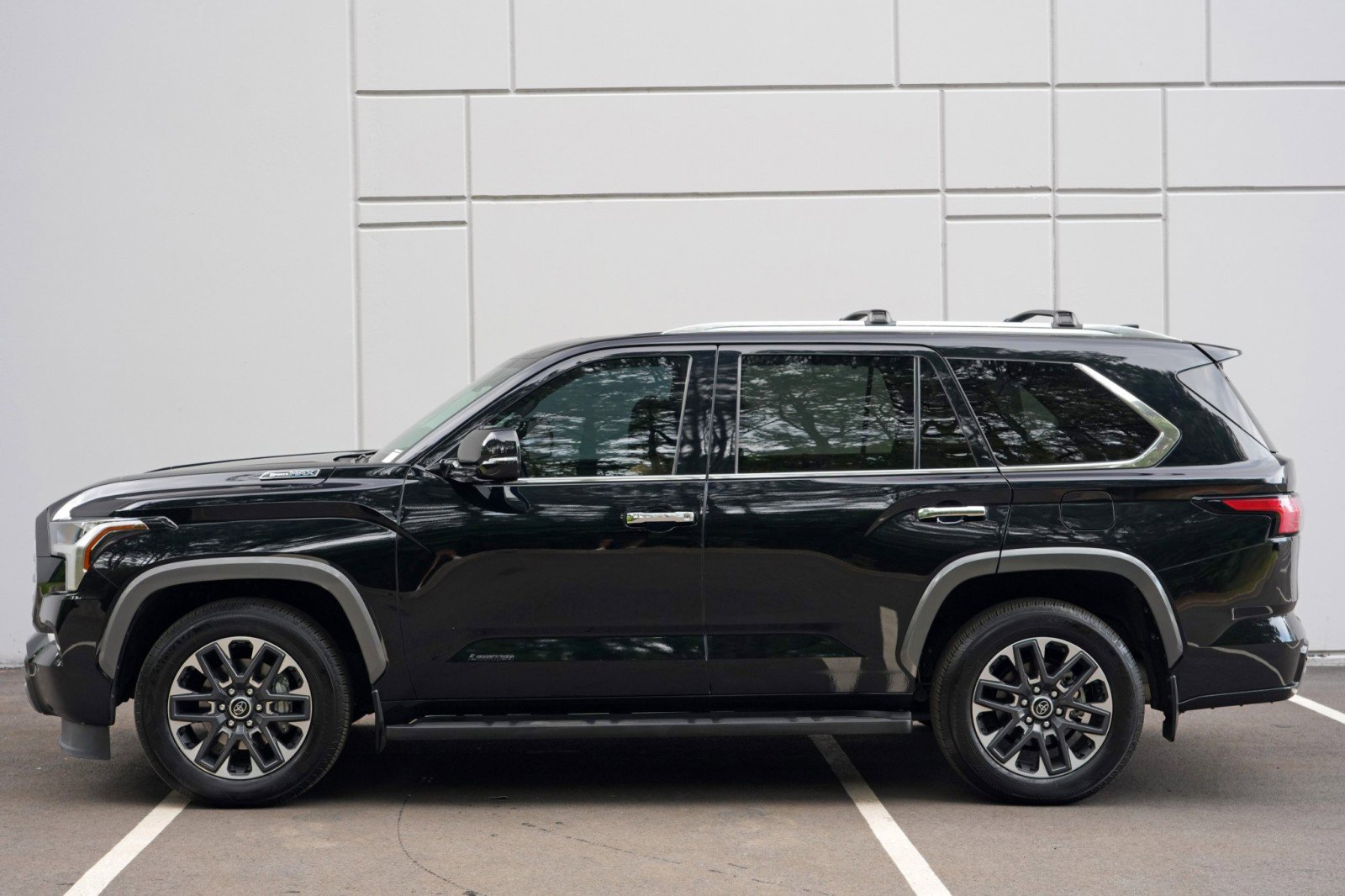 Used 2024 Toyota Sequoia Limited RWD image 53