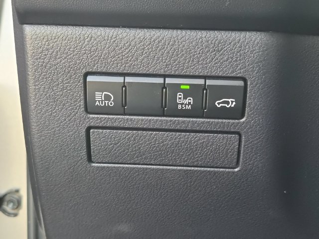 Used 2018 Lexus NX 300 FWD w/ Comfort Package image 24
