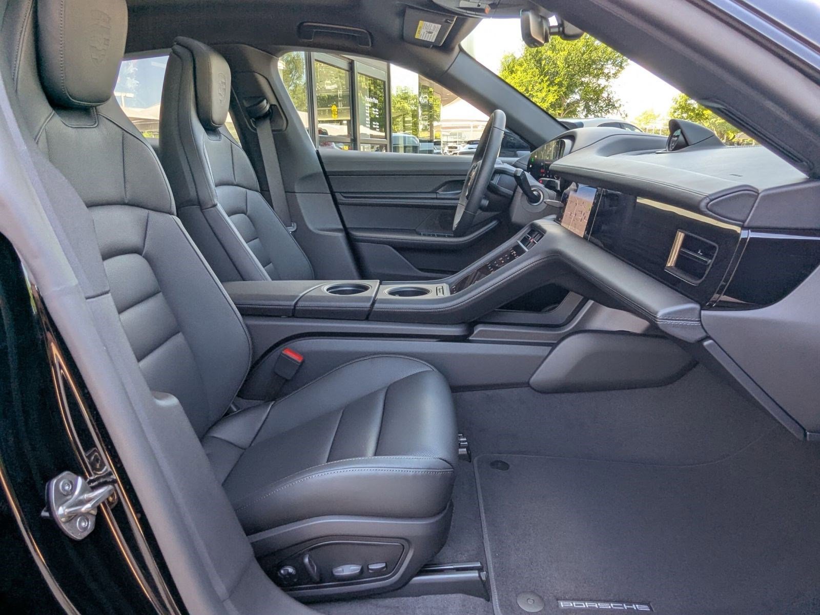New 2026 Porsche Taycan 4S AWD/4WD image 24