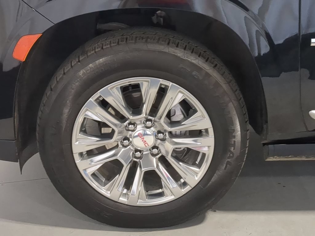 Used 2023 GMC Yukon Denali AWD/4WD image 17