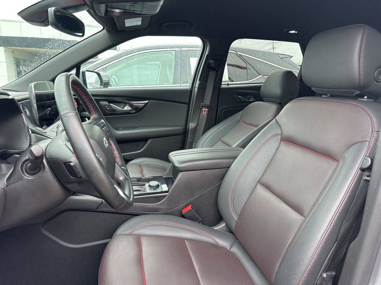 Used 2025 Chevrolet Blazer RS FWD image 8