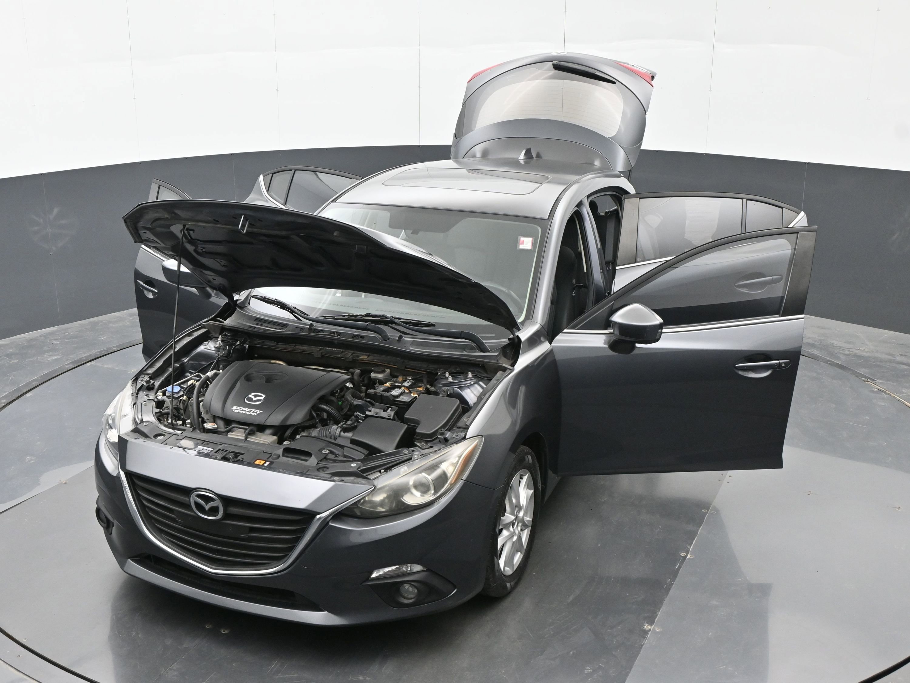 Used 2015 MAZDA MAZDA3 i Touring w/ Technology Package FWD image 46