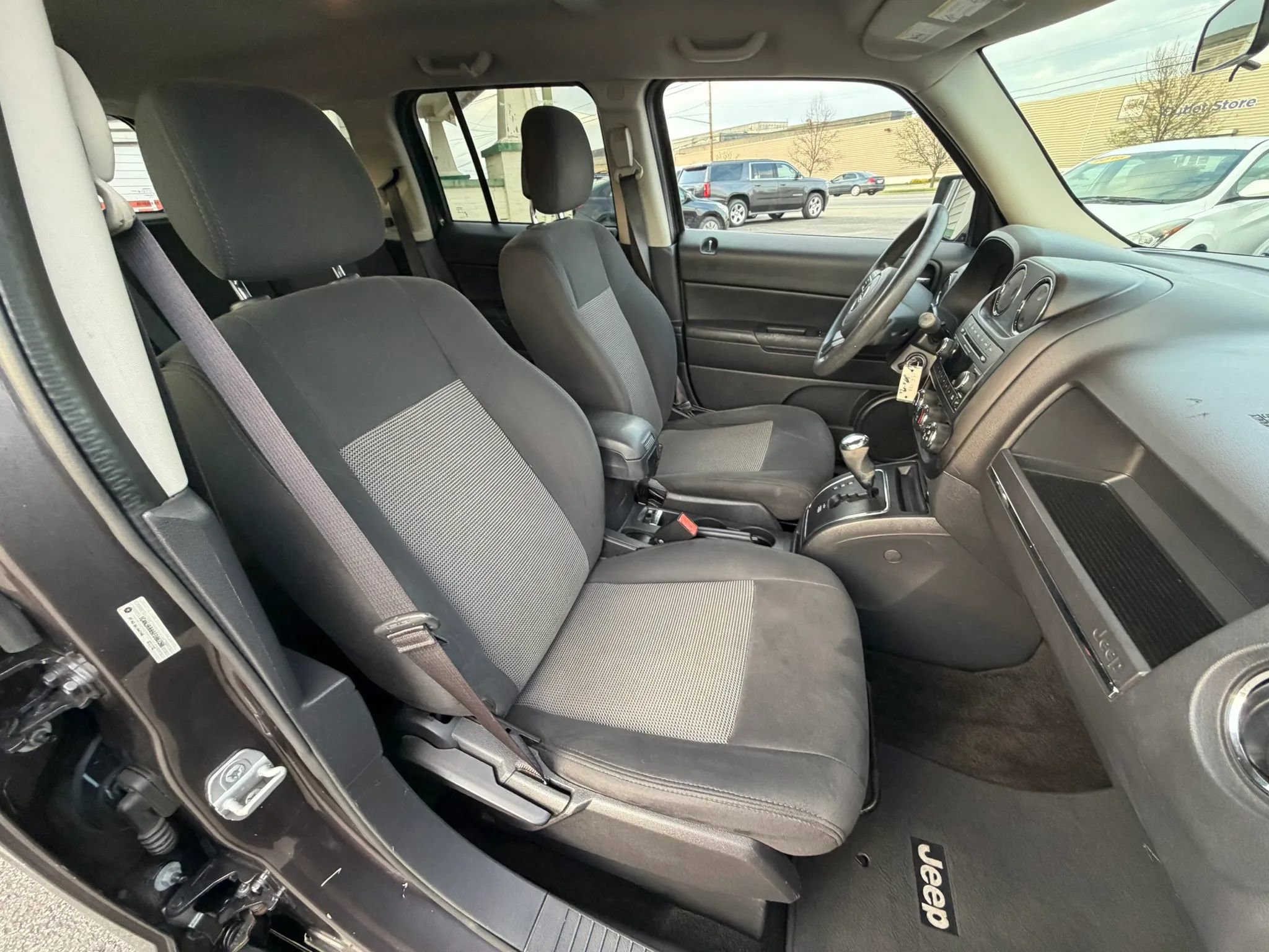 Used 2014 Jeep Patriot Sport w/ Power Value Group image 29