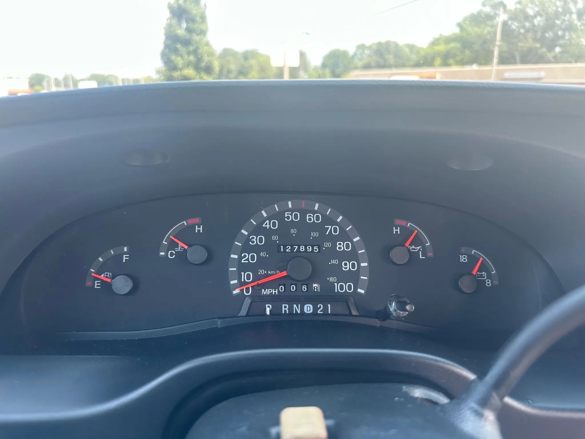 Used 1997 Ford E-150 and Econoline 150 image 32