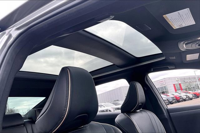 Used 2023 Toyota Crown Limited AWD/4WD image 26