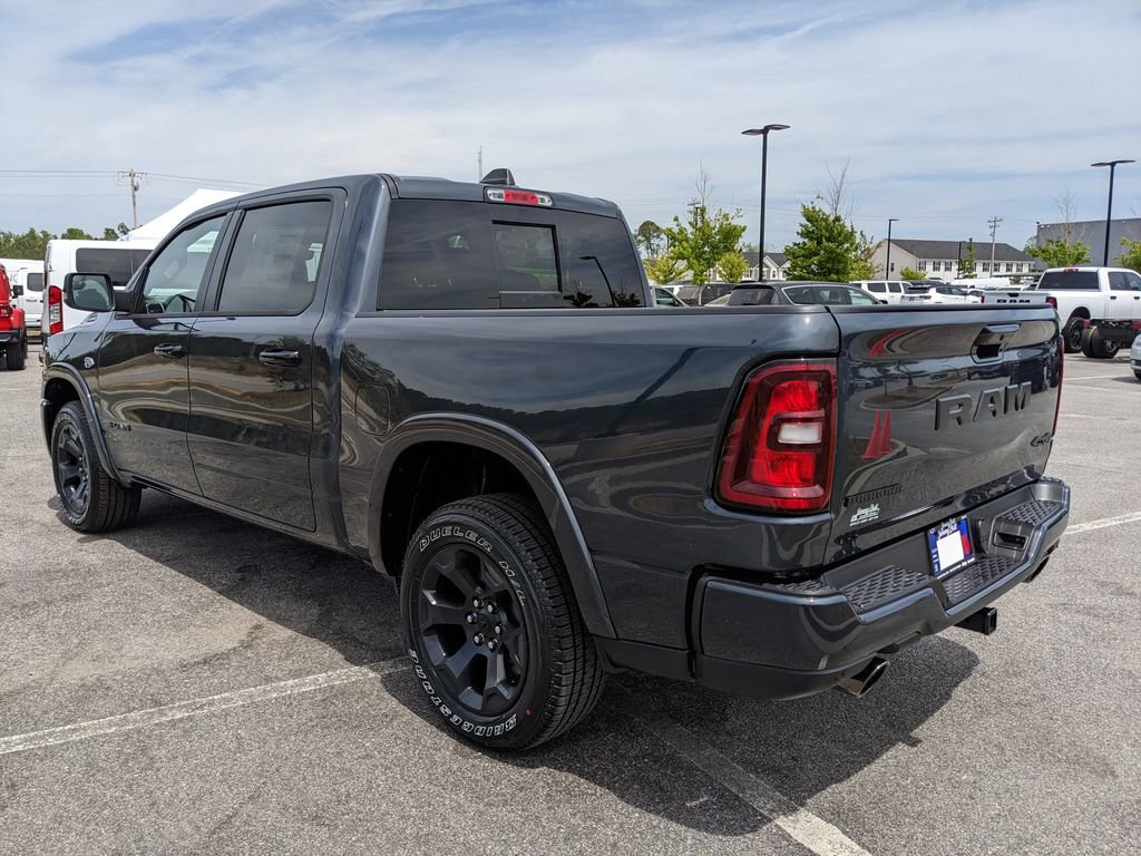 Used 2026 RAM 1500 4x4 Crew Cab image 6