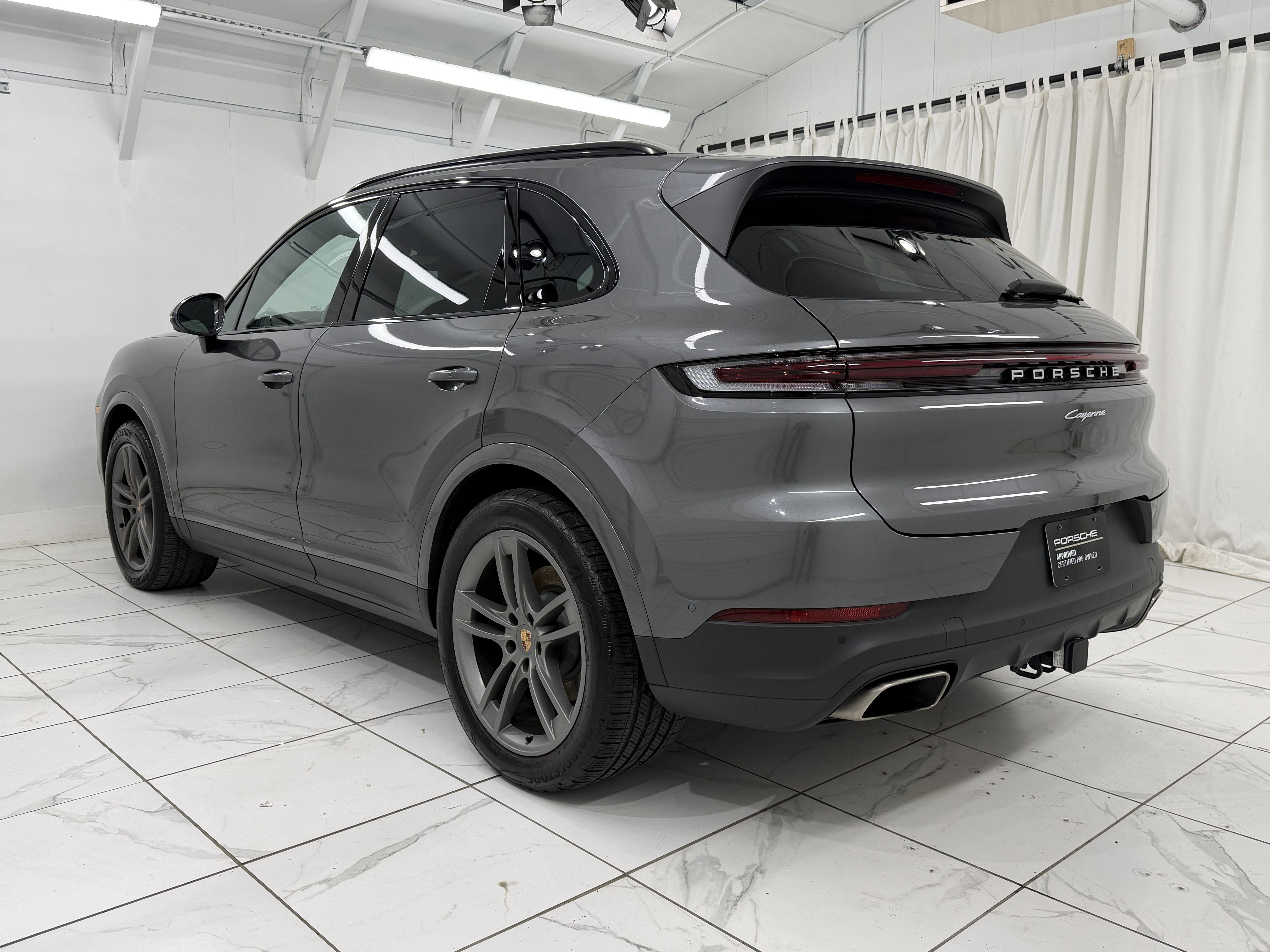 Certified 2025 Porsche Cayenne image 14