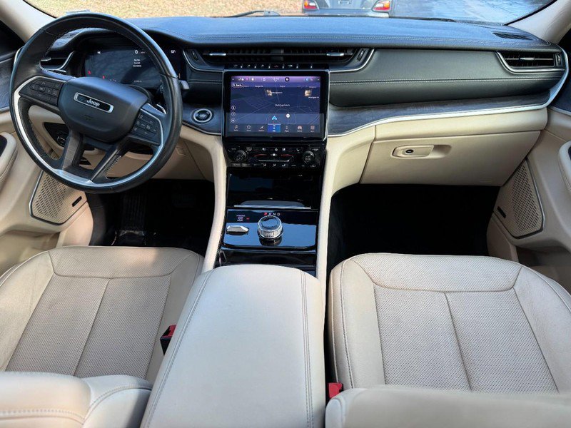 Used 2021 Jeep Grand Cherokee L Limited w/ Luxury Tech Group II image 13