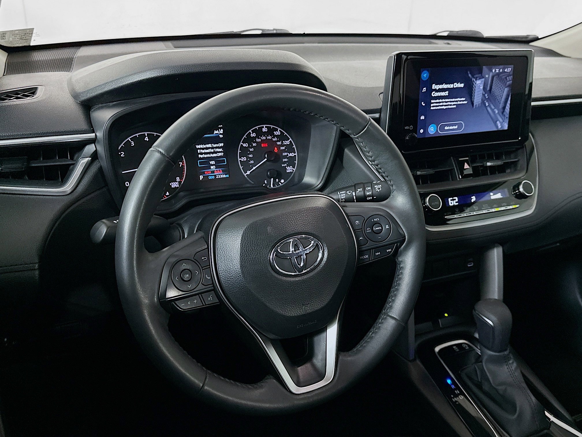 Used 2024 Toyota Corolla Cross LE w/ Moonroof Package image 18