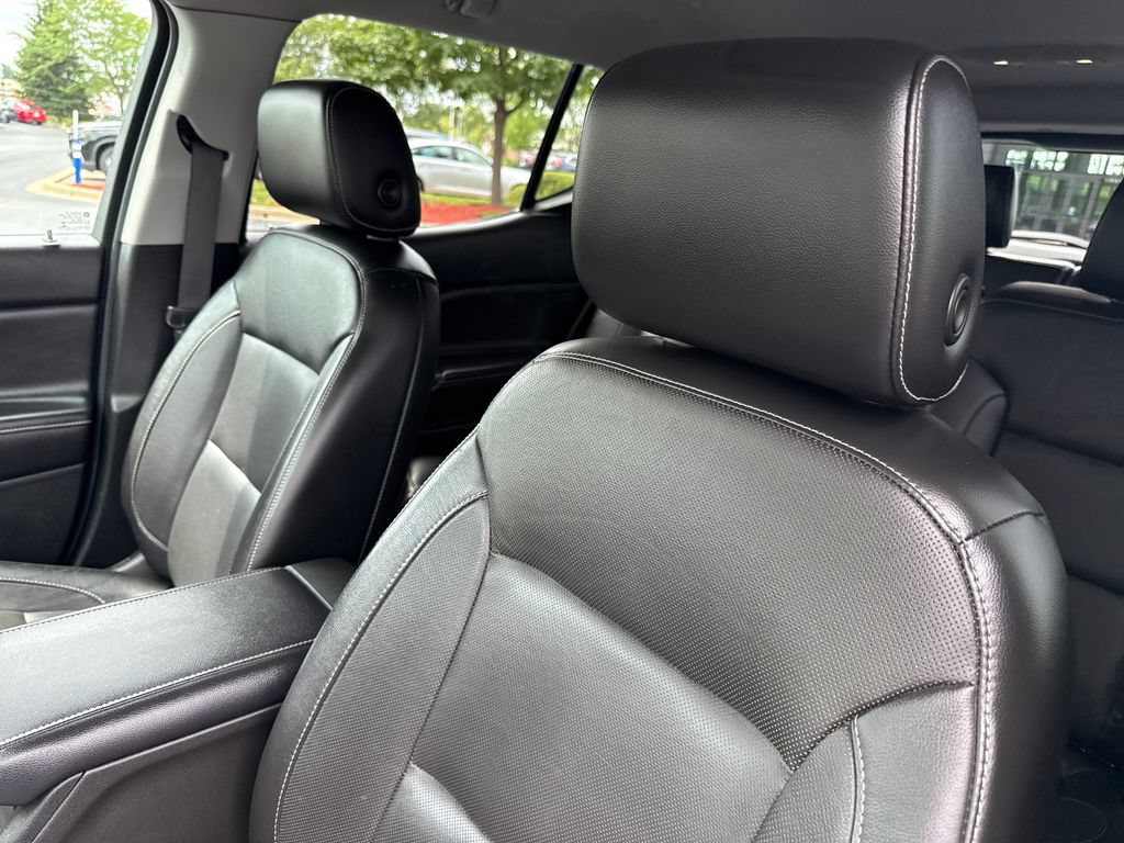 Used 2017 GMC Acadia SLT FWD image 8