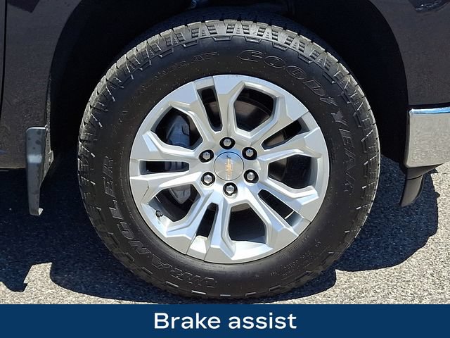 Used 2023 Chevrolet Silverado 1500 LTZ AWD/4WD image 29