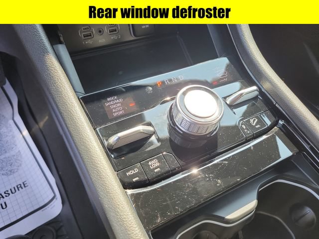 Used 2023 Jeep Grand Cherokee L Overland w/ Luxury Tech Group IV AWD/4WD image 18