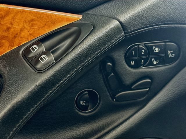 Used 2011 Mercedes-Benz SL 63 AMG image 15