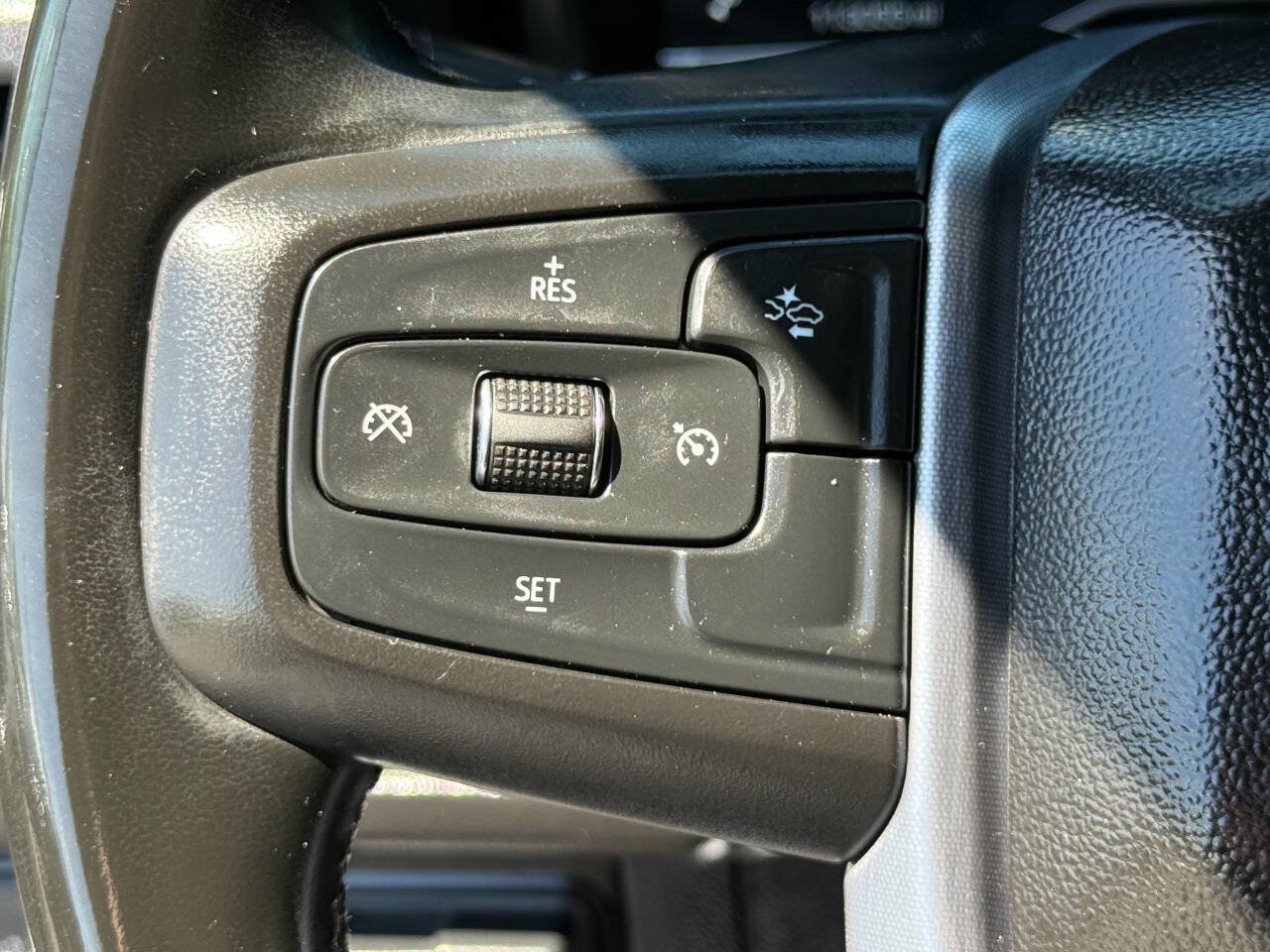 Used 2023 GMC Yukon XL SLE w/ Max Trailering Package AWD/4WD image 19