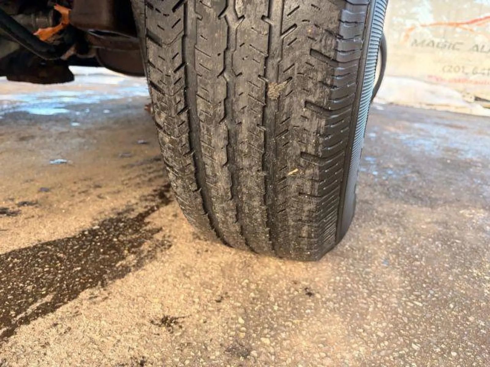 Used 2012 Jeep Liberty Sport w/ Driver Convenience Group image 38